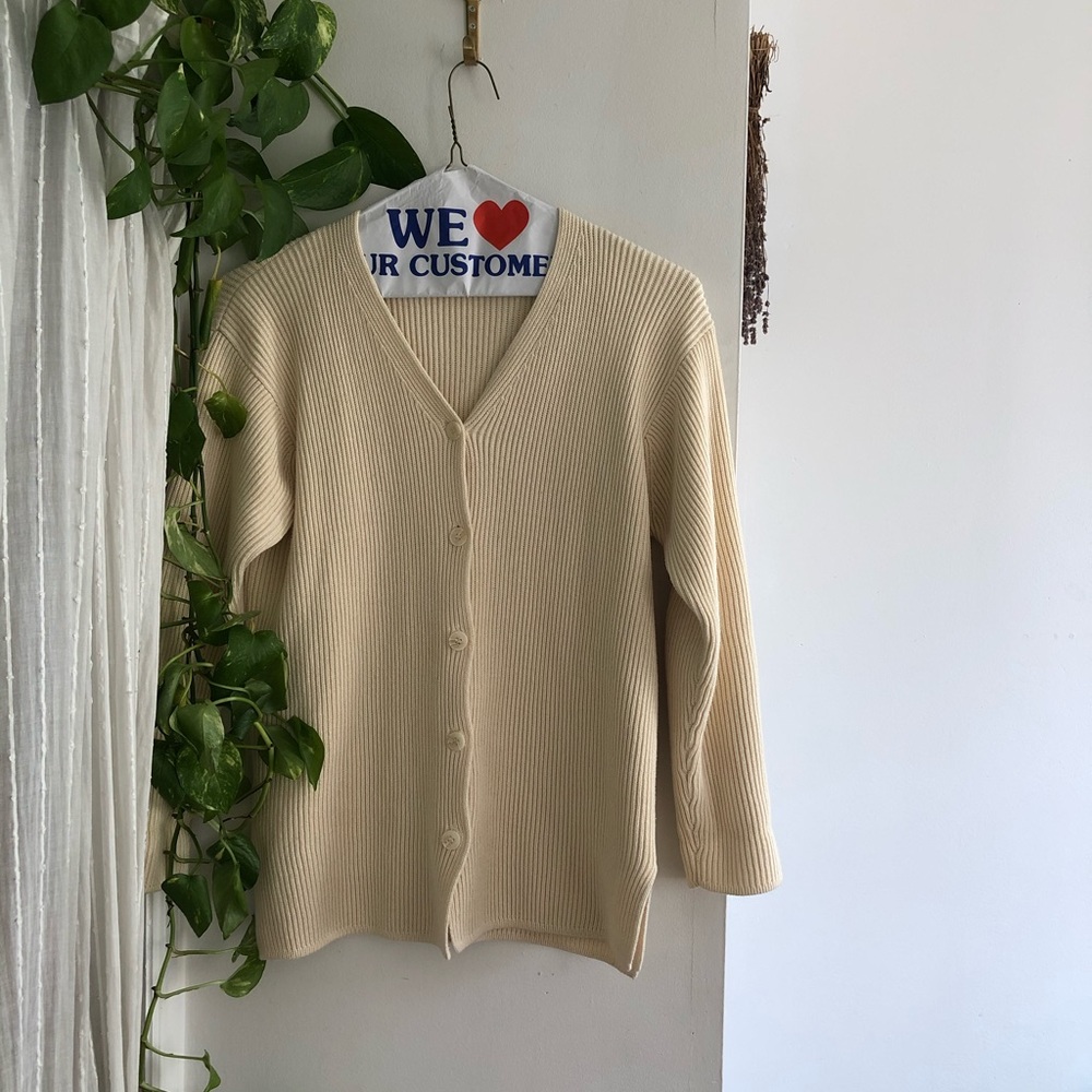 Cute creme cardigan